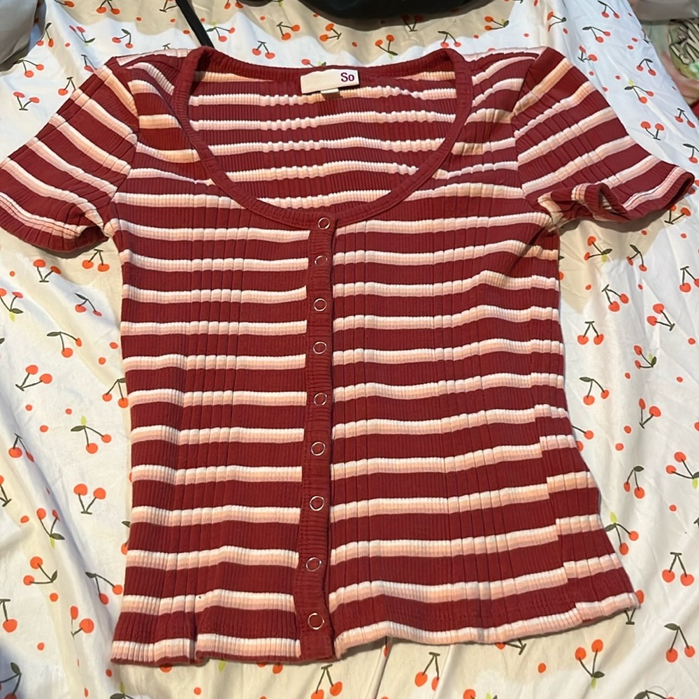 SO Striped Scoop Neck Crop Top